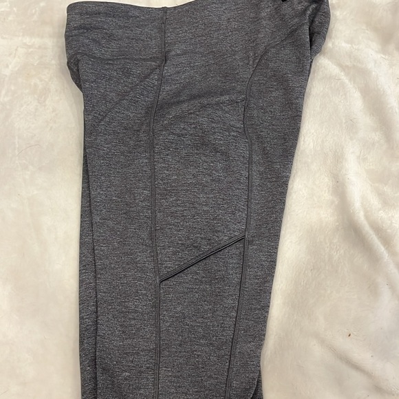 Lululemon leggings - Picture 3 of 4